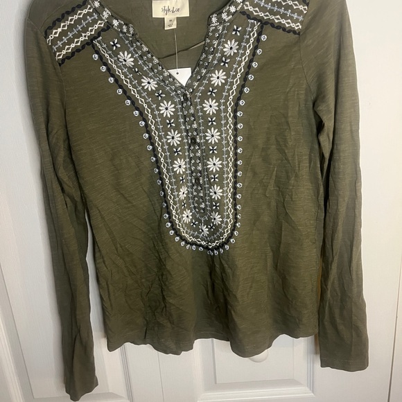 Style & Co. Olive Embroidered Women's Top - Picture 2 of 4
